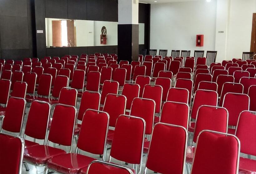 فندق Bonero Residence