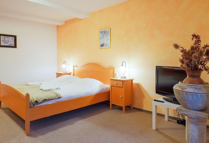 בית מלון כפרי Boutique  Quedlinburg Auerhahn