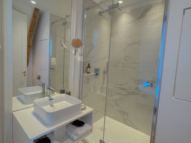 בית מלון כפרי Les Garennes   Hôtel Spa Bénodet