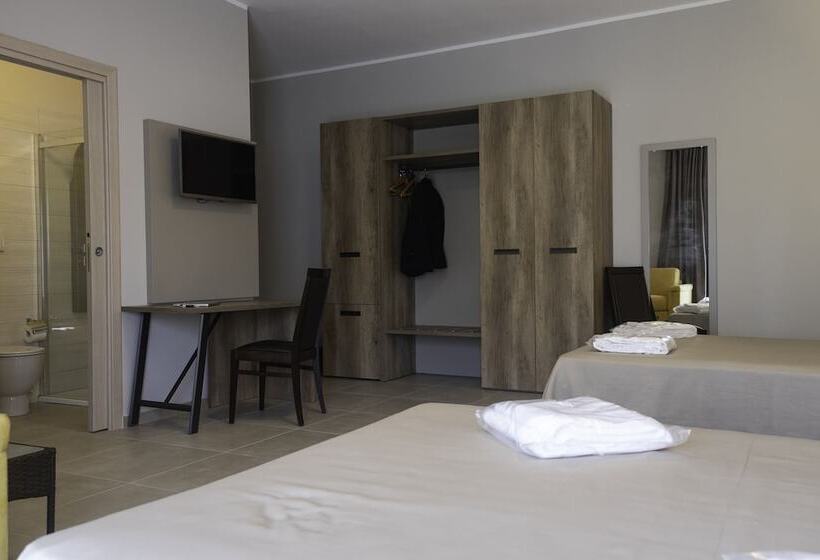 Отель San Vincenzo Resort