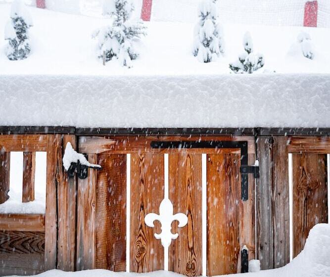 בית מלון כפרי Ultima Courchevel Belvedere