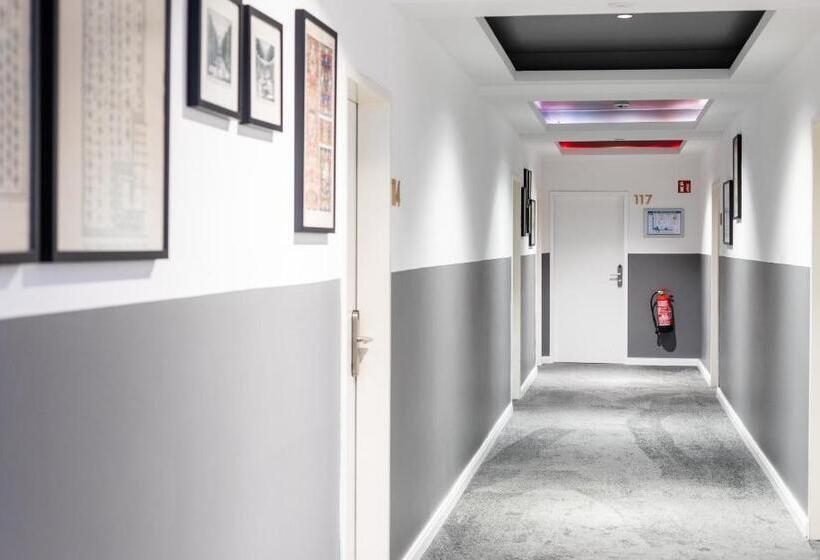 فندق Yors Boutique