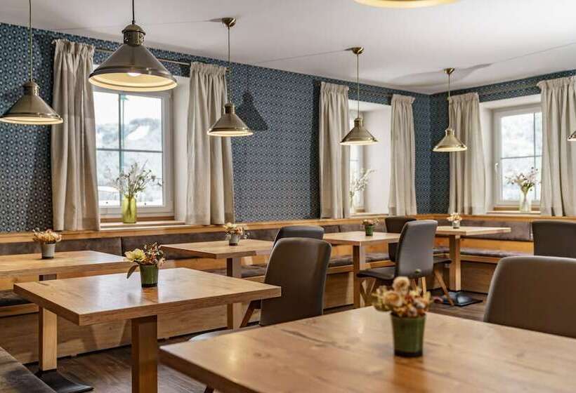 هتل Landhaus Hubertus Wellness & Breakfast