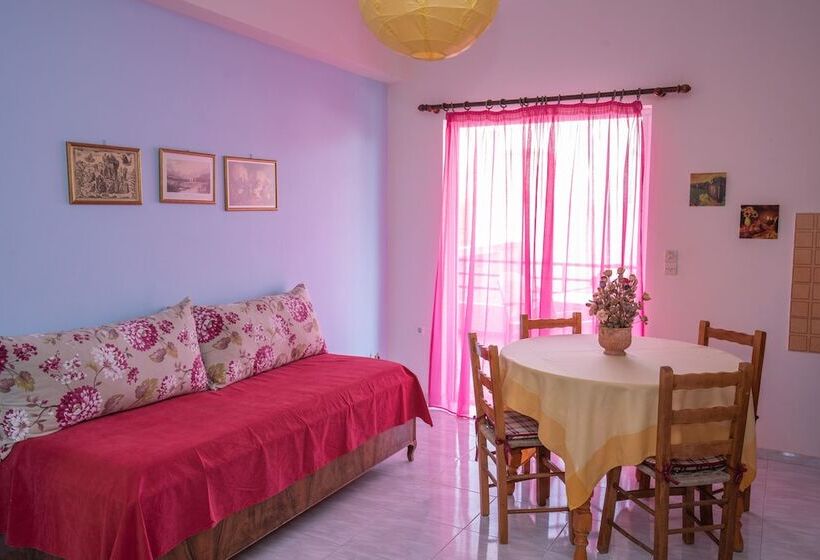 Lykoporia Beach Apartments