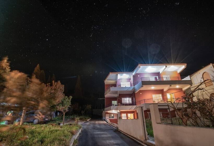 Lykoporia Beach Apartments