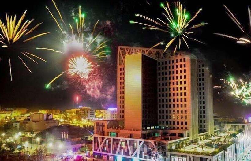 Park Mall Hotel & Conference Center