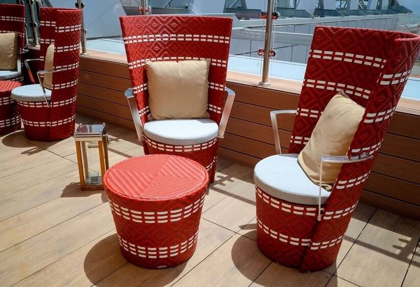 Park Mall Hotel & Conference Center