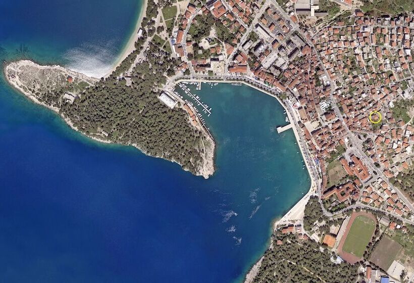 پانسیون Apartments & Rooms Alagic