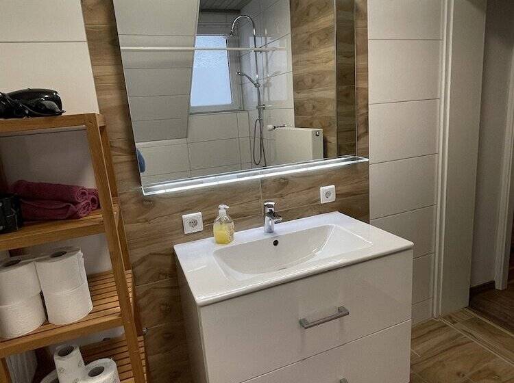 膳宿费 Haus Leipheim