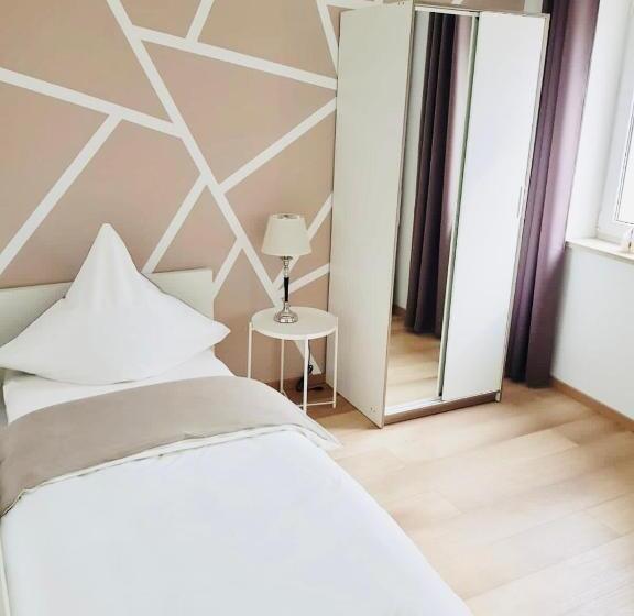 膳宿费 Haus Leipheim