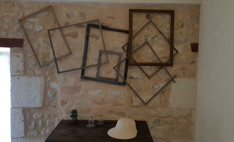 Пансион La Miramboise, Chambres Et Table D Hôtes