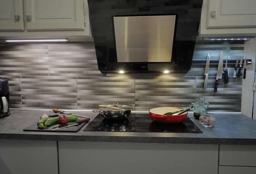 Пансион La Miramboise, Chambres Et Table D Hôtes