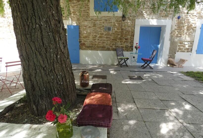 פנסיון Le Mas Du Sillot