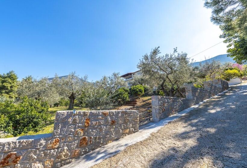 펜션 Magda Hotel Apartments