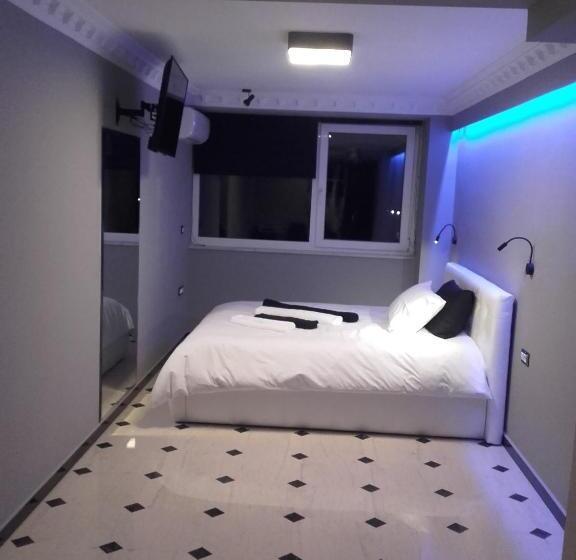 פנסיון Pietra Mare Suites