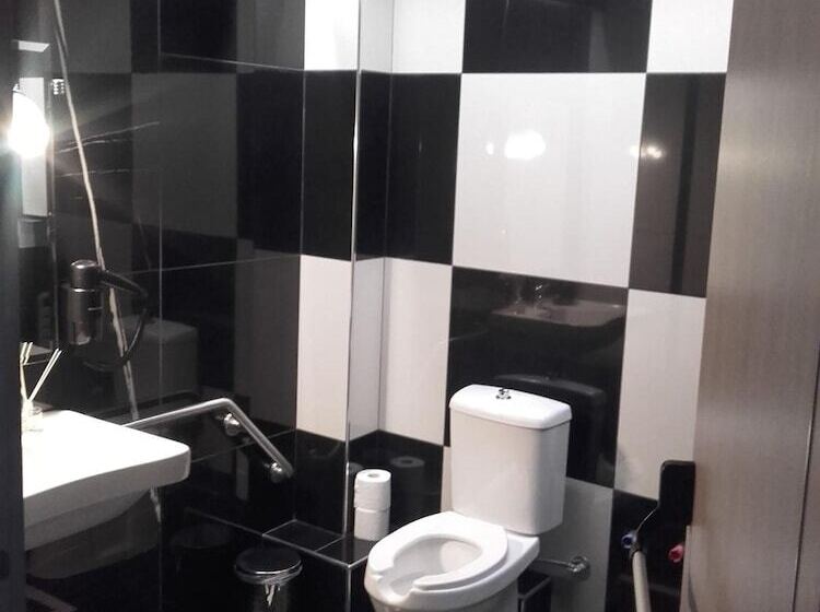 פנסיון Pietra Mare Suites