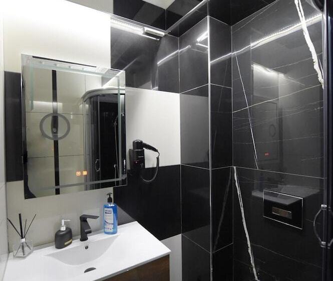 פנסיון Pietra Mare Suites