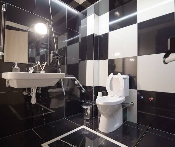 פנסיון Pietra Mare Suites