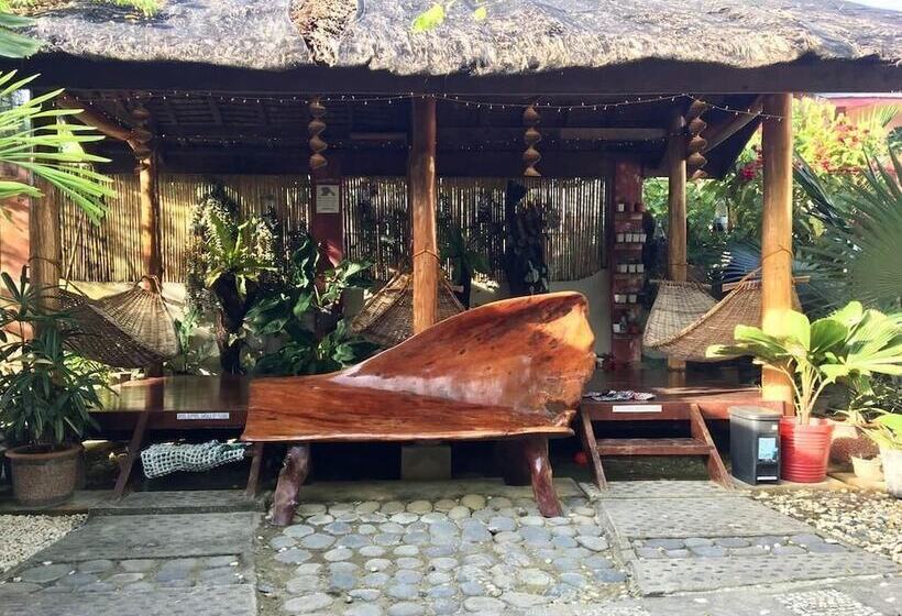 پانسیون Pisces Tourist Inn   Port Barton