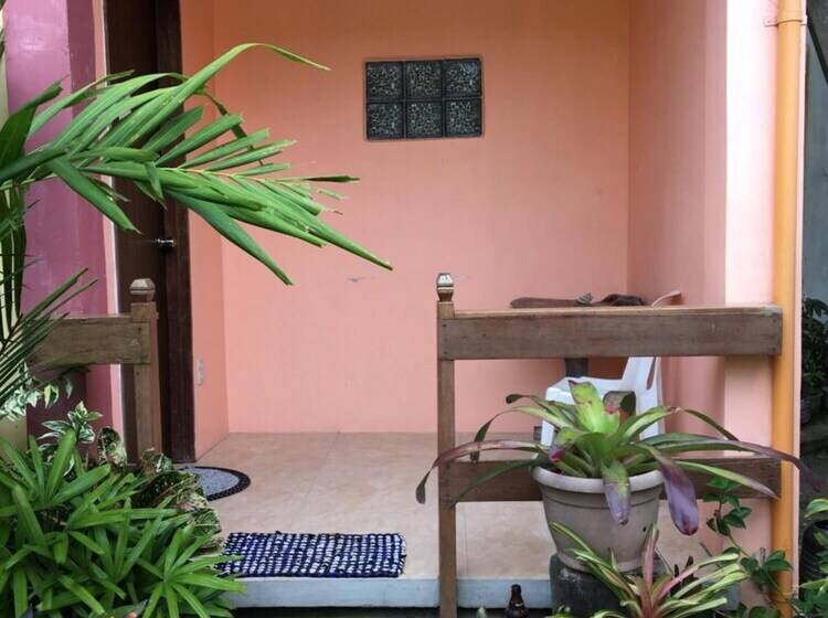 پانسیون Pisces Tourist Inn   Port Barton