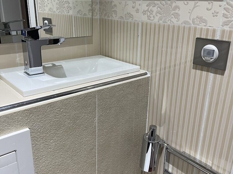 פנסיון Résidence Des Fleurs