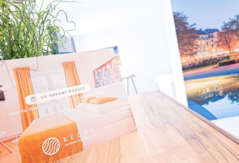 Relax Aachener Boardinghouse Main Train Station