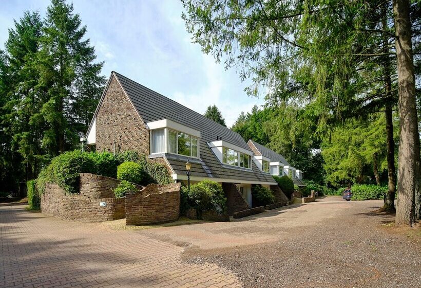 استراحتگاه Vakantiepark De Bosrand