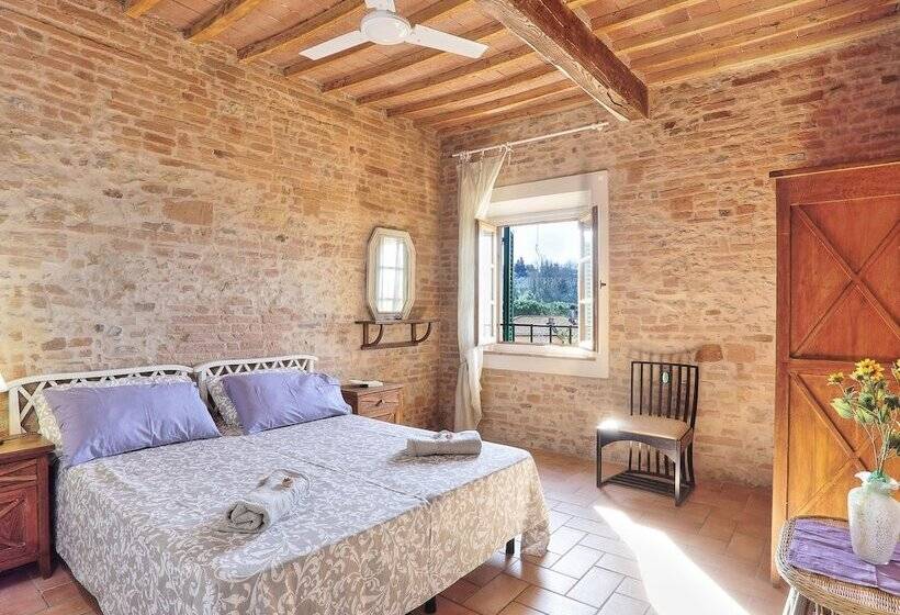 Spacious Cottage In Palaia With Private Pool