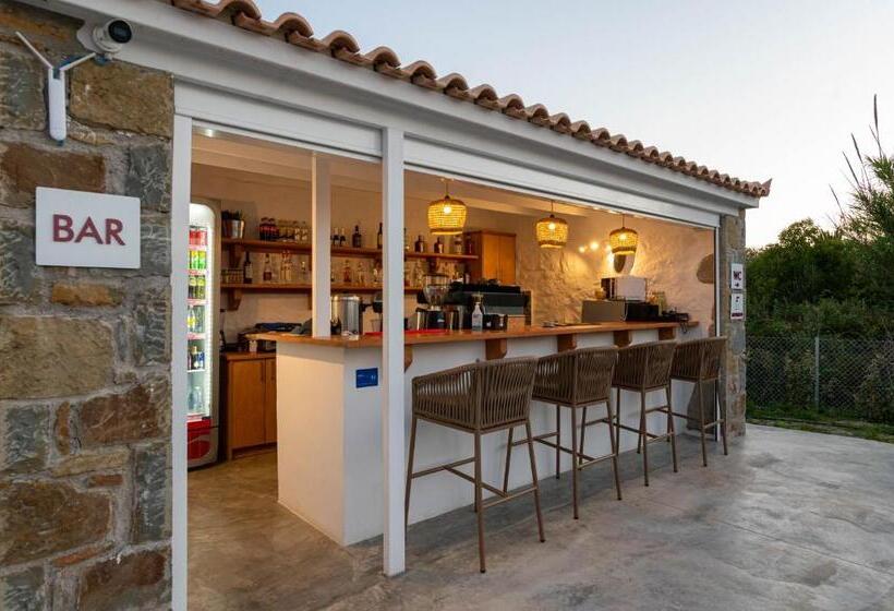 Abeloessa Methonian Hospitality