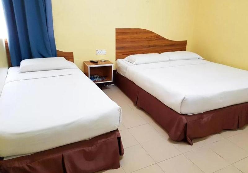 Aj Hotel By Oyo Rooms