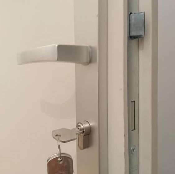 هاستل Abai Apartments 1150 Only Www On Line Check In & Selfservice