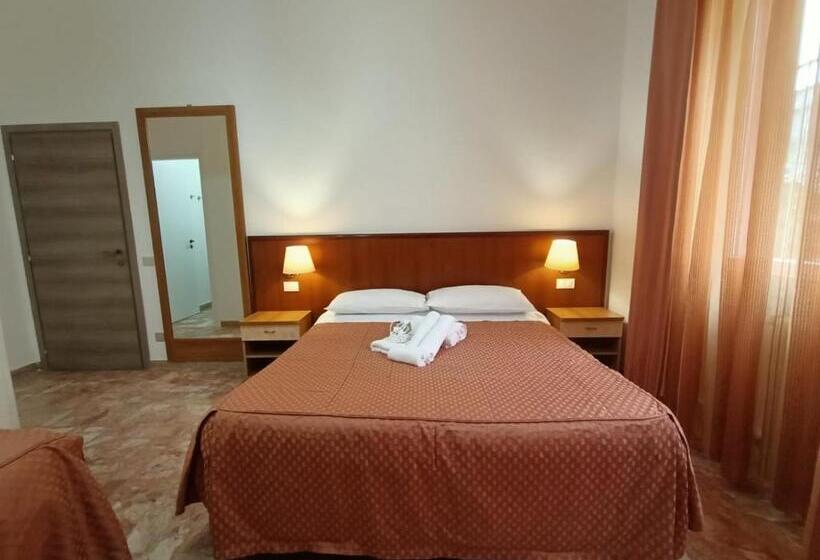 ベッドアンドブレックファースト Domus Cesena