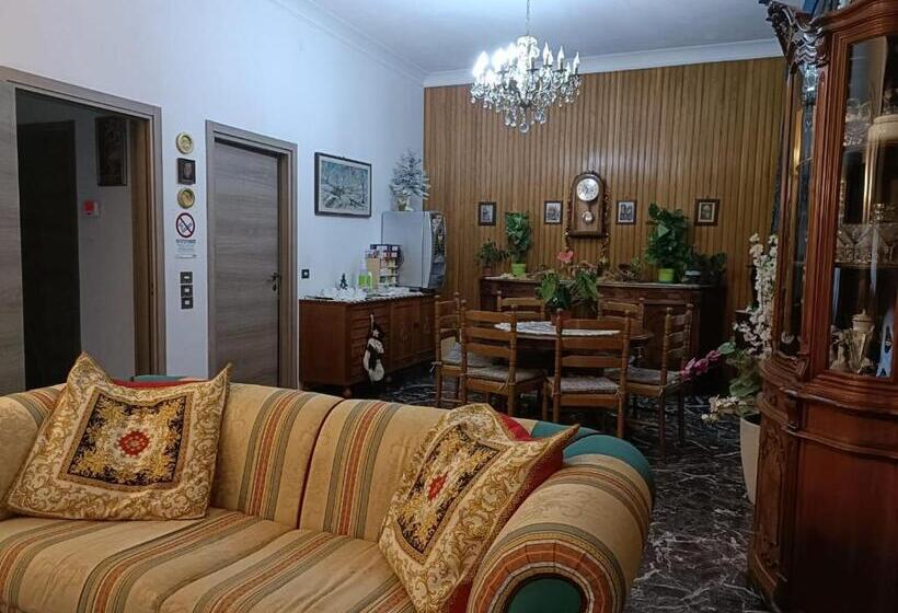 ベッドアンドブレックファースト Domus Cesena