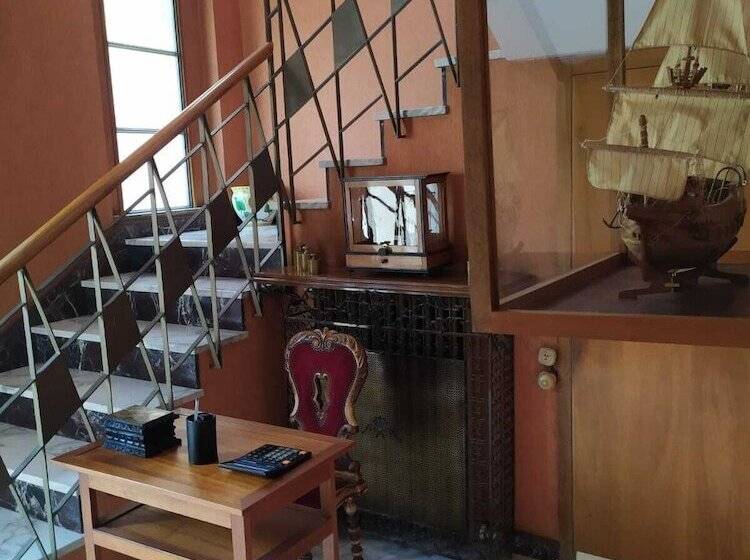 ベッドアンドブレックファースト Domus Cesena