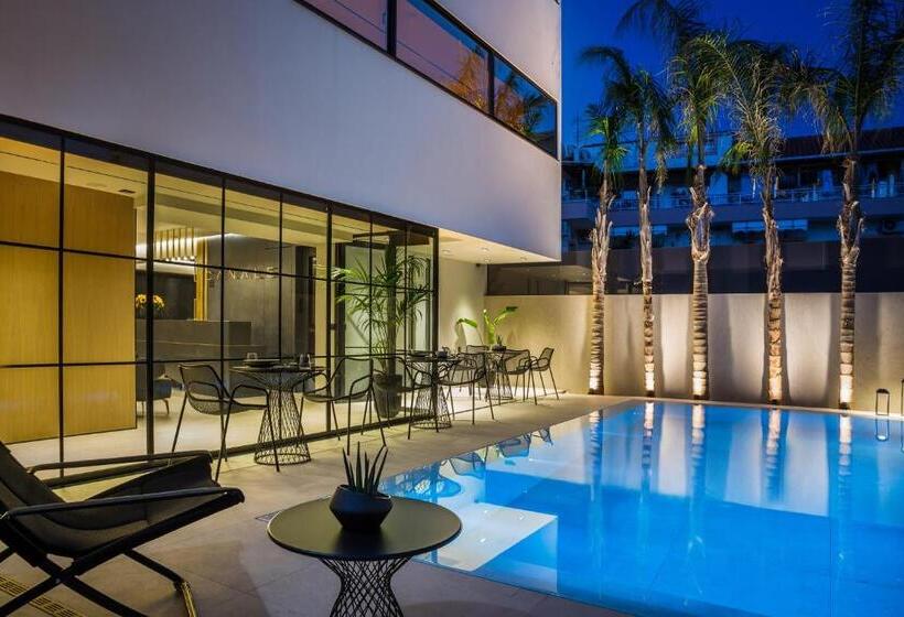 Canale Hotel & Suites