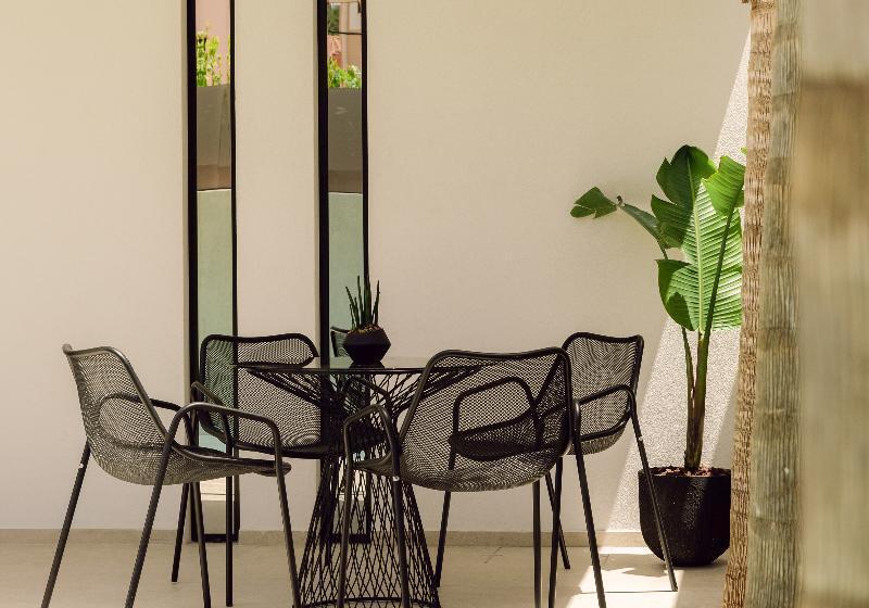 Canale Hotel & Suites