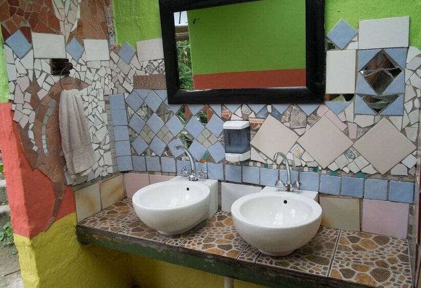 ホテル Amapondo Backpackers Lodge