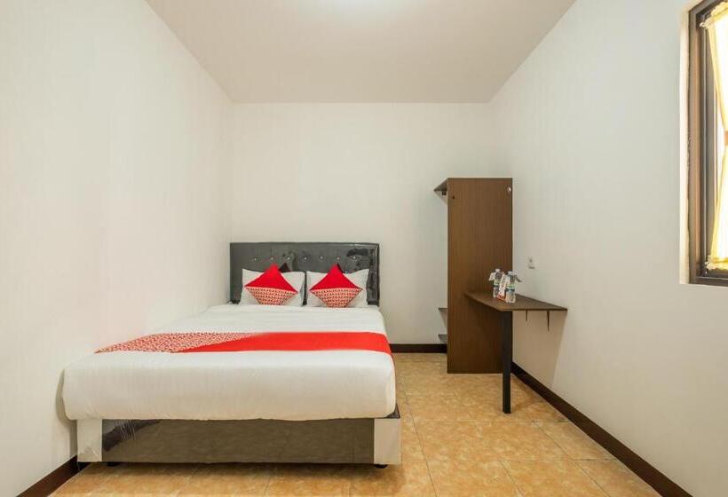 酒店 Anyelir Residence By Oyo Rooms