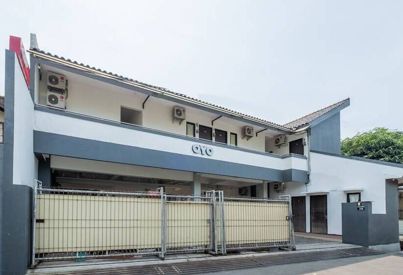 酒店 Anyelir Residence By Oyo Rooms