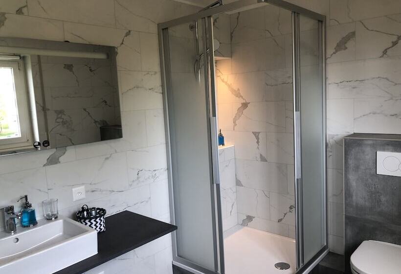 Отель Au Bonheur Des Iris