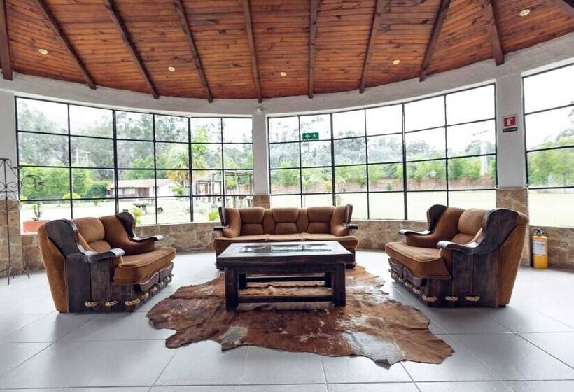 هتل Boutique La Carreta