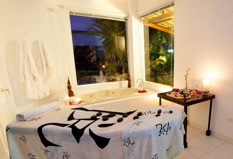 Отель Boutique Villa Casuarinas