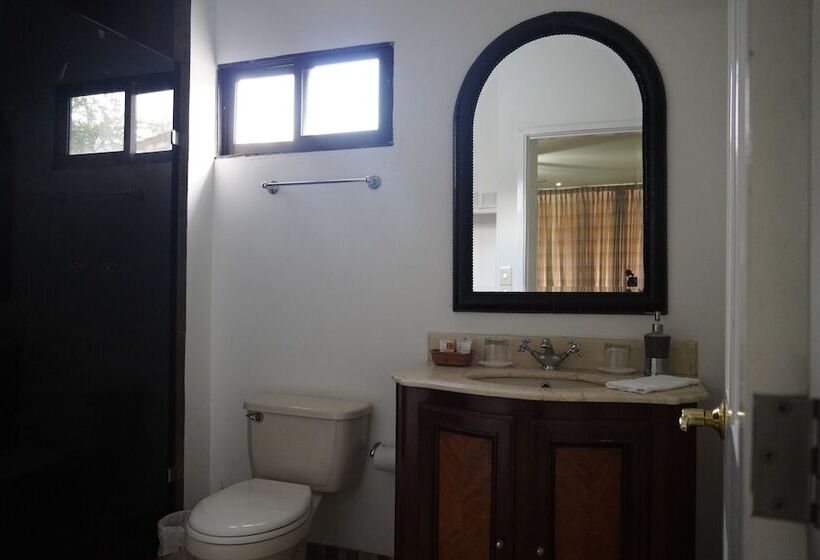 هتل Boutique Villa Casuarinas