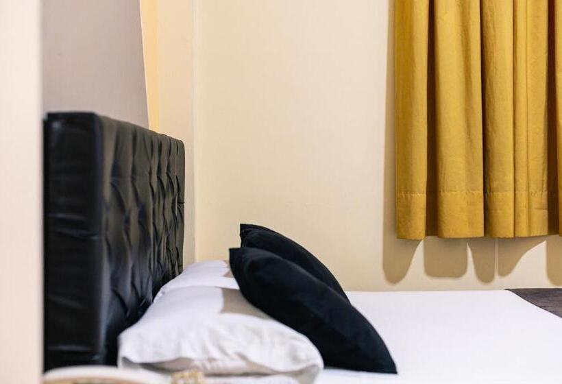 فندق Calle Real Suite