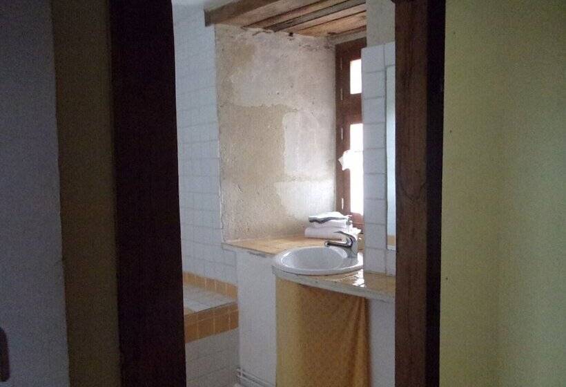 فندق Chateau De Chémery