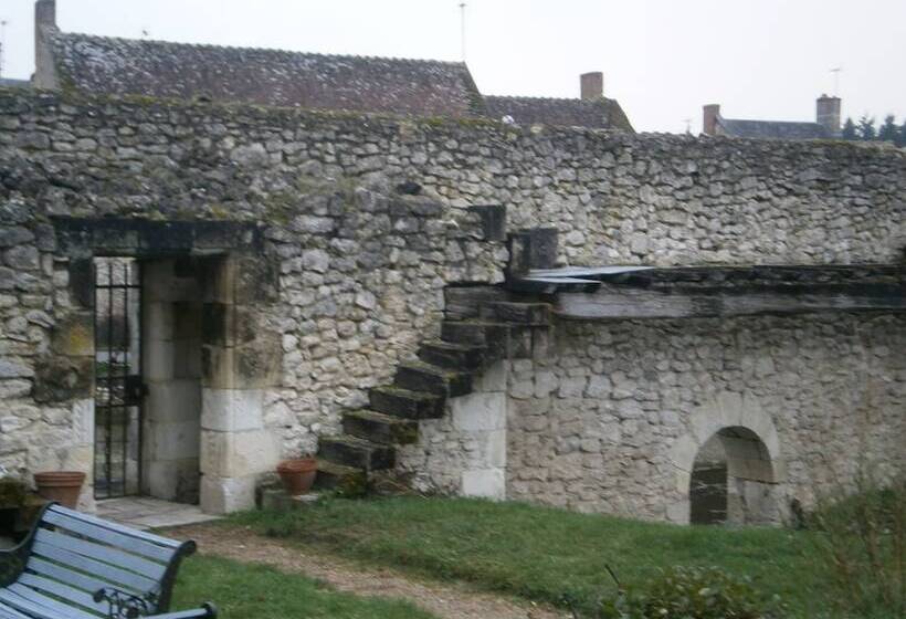 فندق Chateau De Chémery