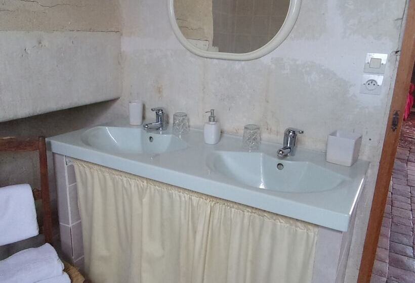 فندق Chateau De Chémery