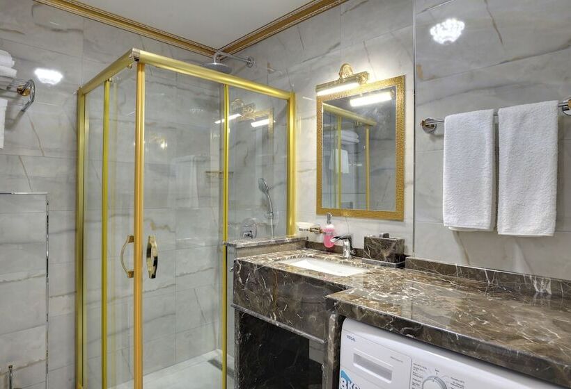 בית מלון כפרי Emirganli Suites