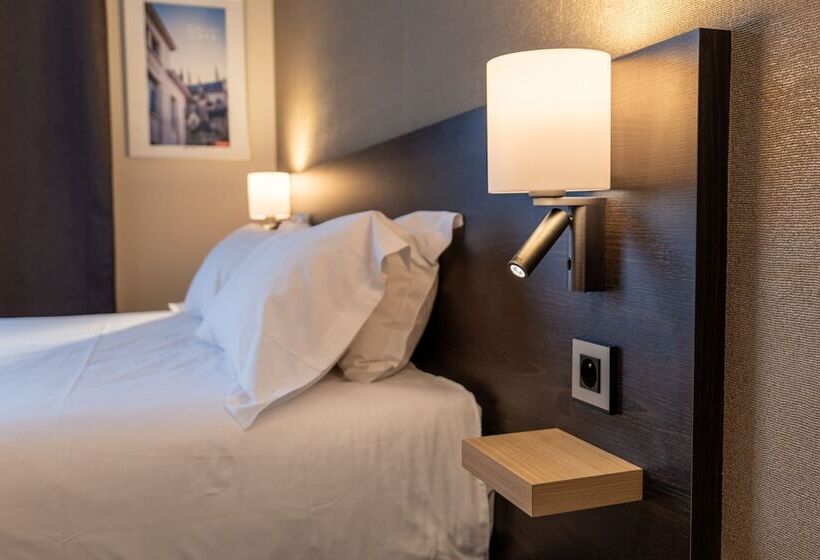 Отель Five Resort Cholet Centre