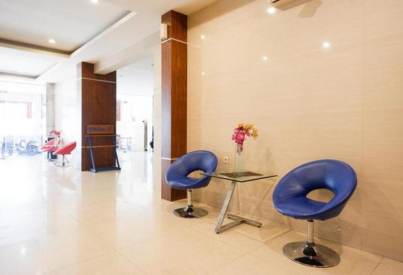 Reddoorz Plus @ Grand Pacifik Hotel Makassar